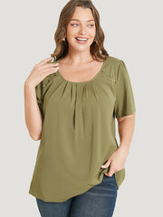 Solid Pleated Button Detail Blouse