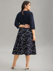 Geometric Contrast Keyhole Elastic Waist Dress