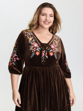 Floral Embroidered Stretchy Waist Pockets Midi Dress