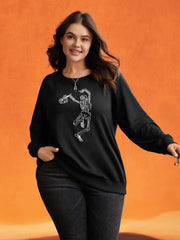Skull Embellished Raglan Sweatshirt