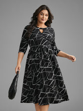 Geometric Keyhole Elastic Waist Midi Dress