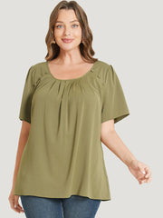 Solid Pleated Button Detail Blouse
