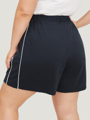 Plain Seam Detail Pocket Knotted Shorts