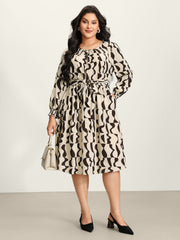 Geometric Print Pleated Neckline Belt Midi Dress