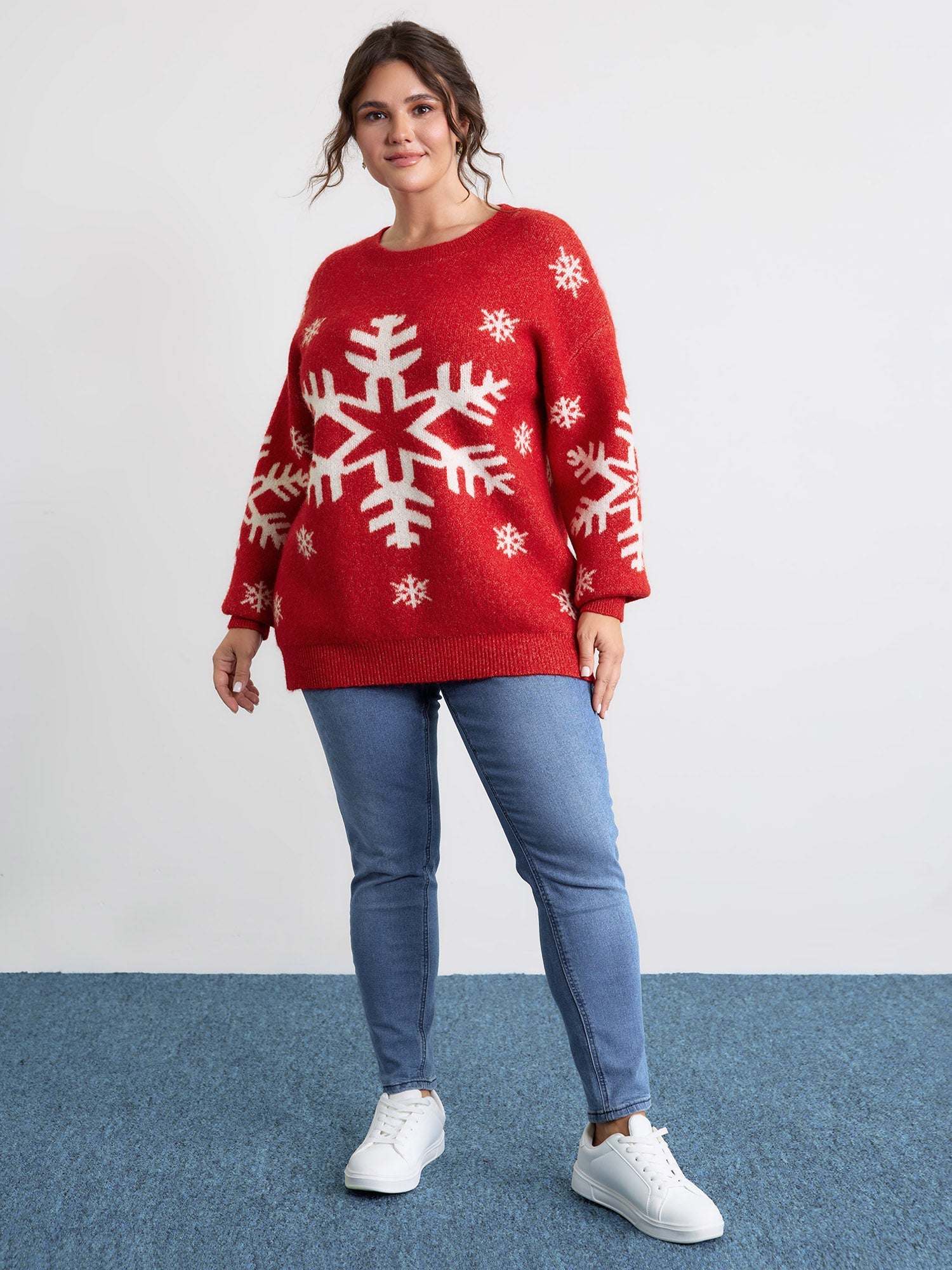 Snowflake Holiday Print Pullover