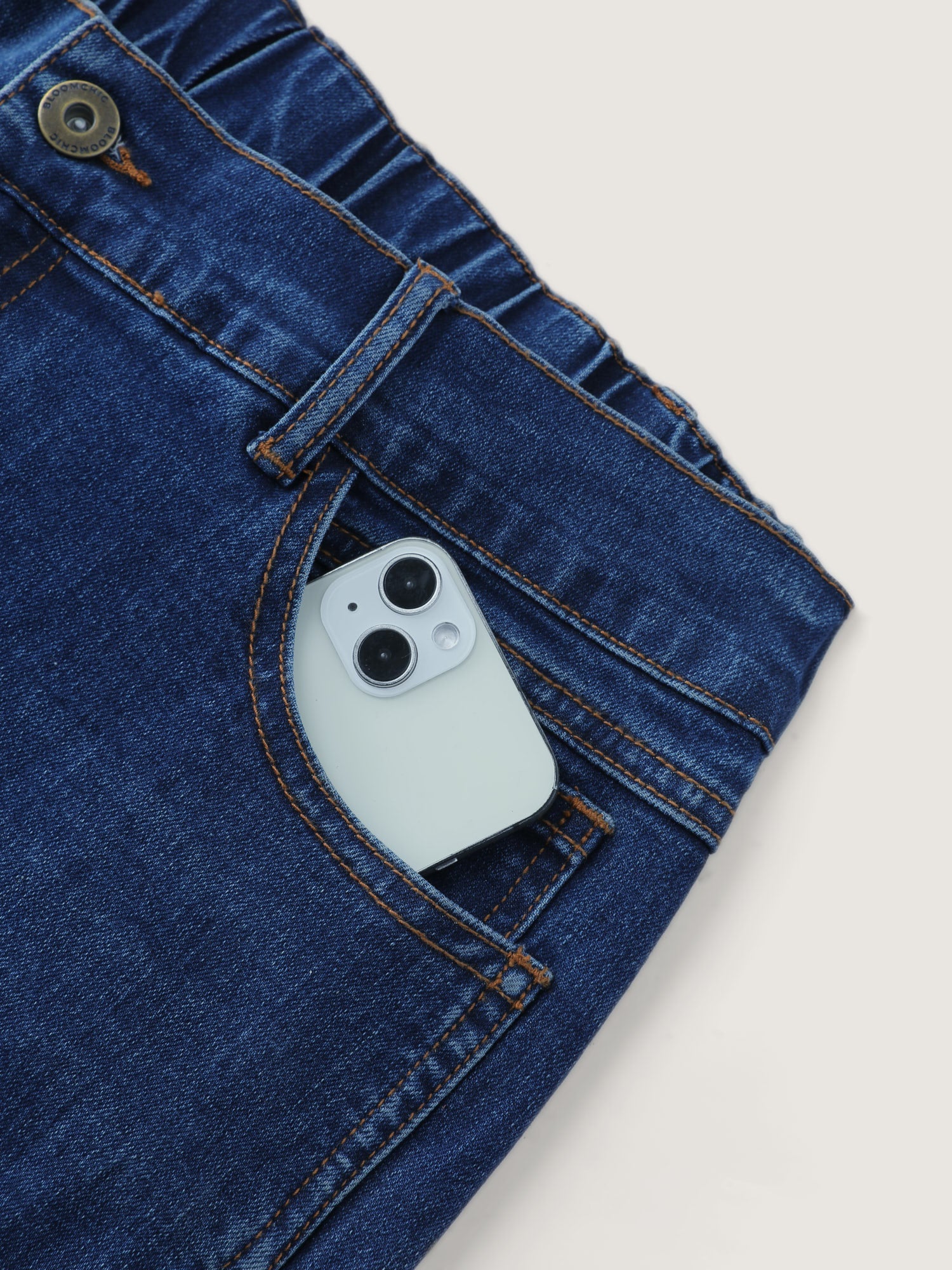 Stretchy Waistband Wide-Leg Jeans