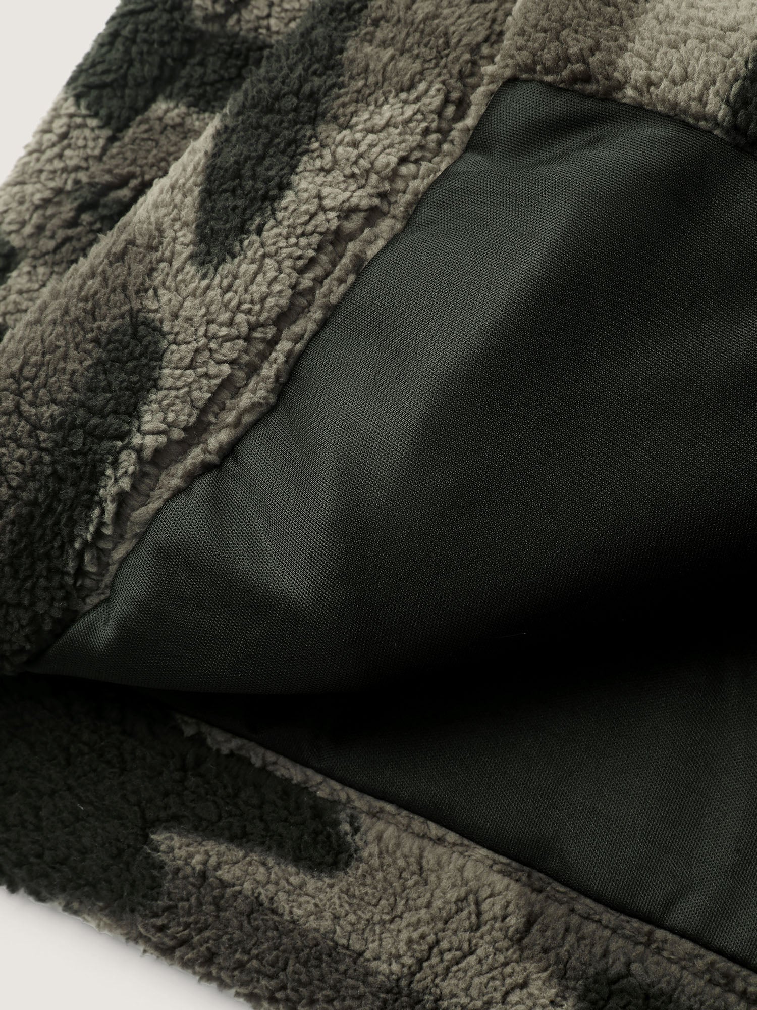 Camouflage Zipper Pocket Jacket