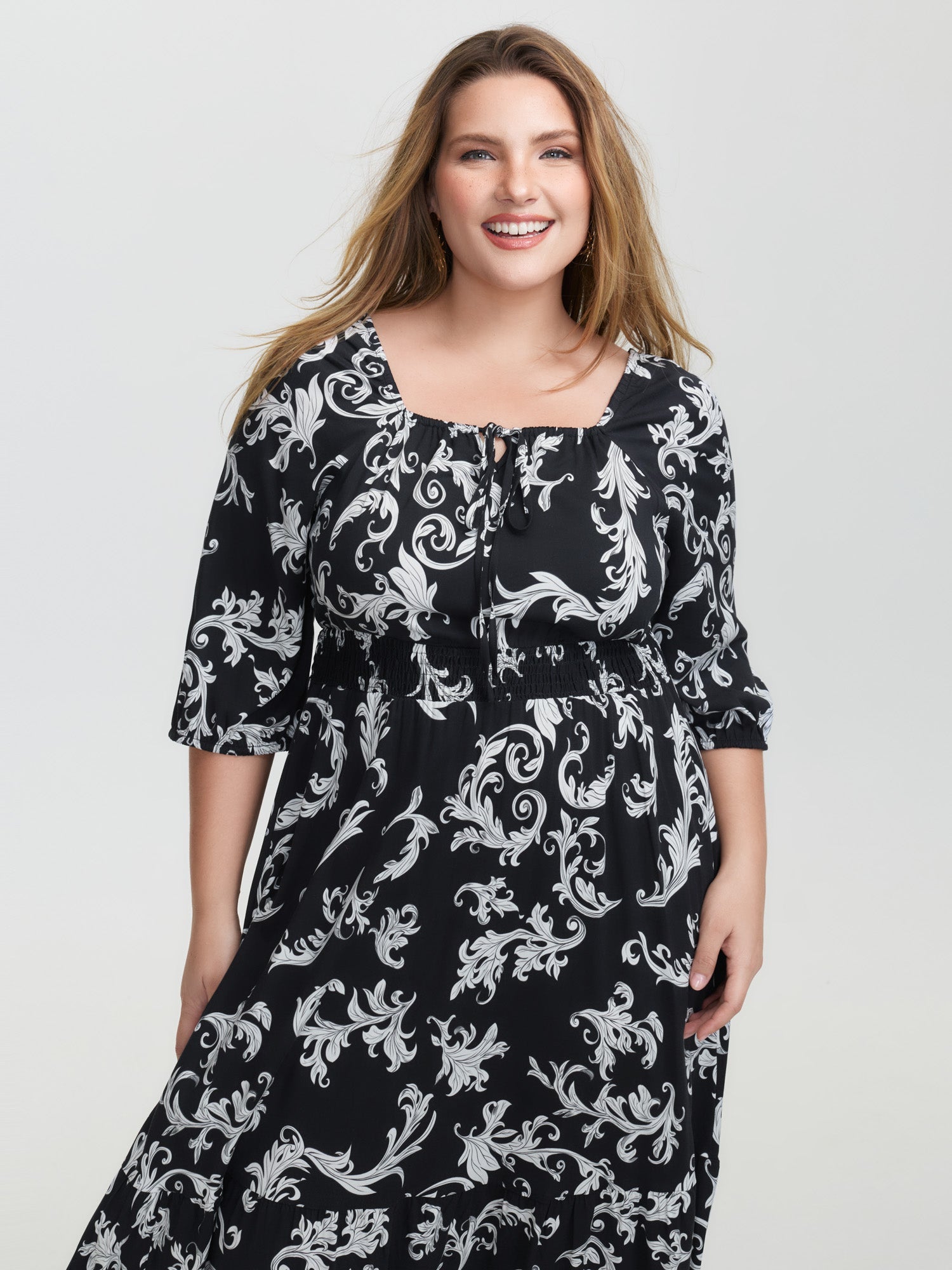 Scroll Pattern Adjustable Drawstring Pockets Maxi Dress