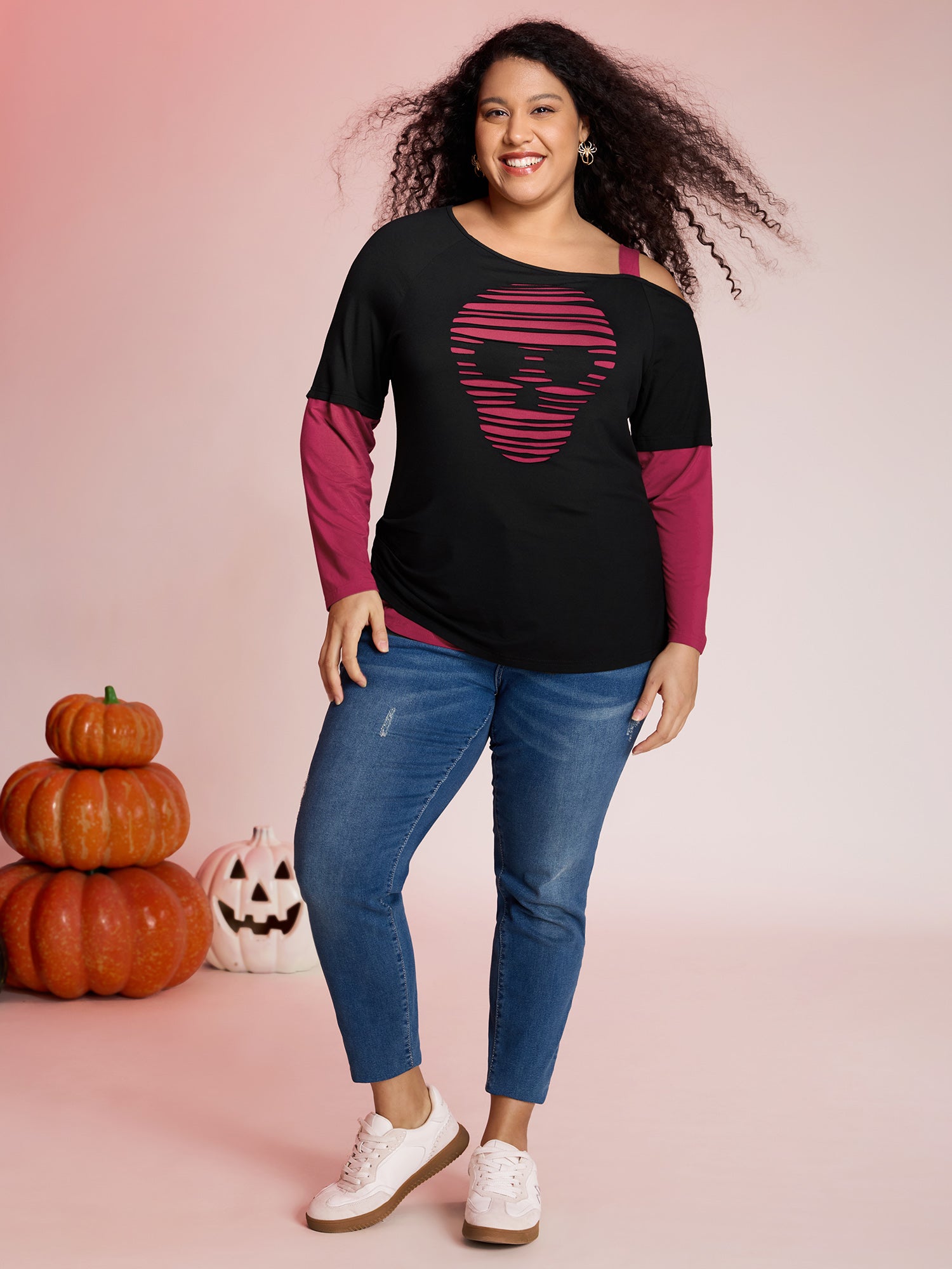 2-in-1 Supersoft Spooky Skull Print T-Shirt