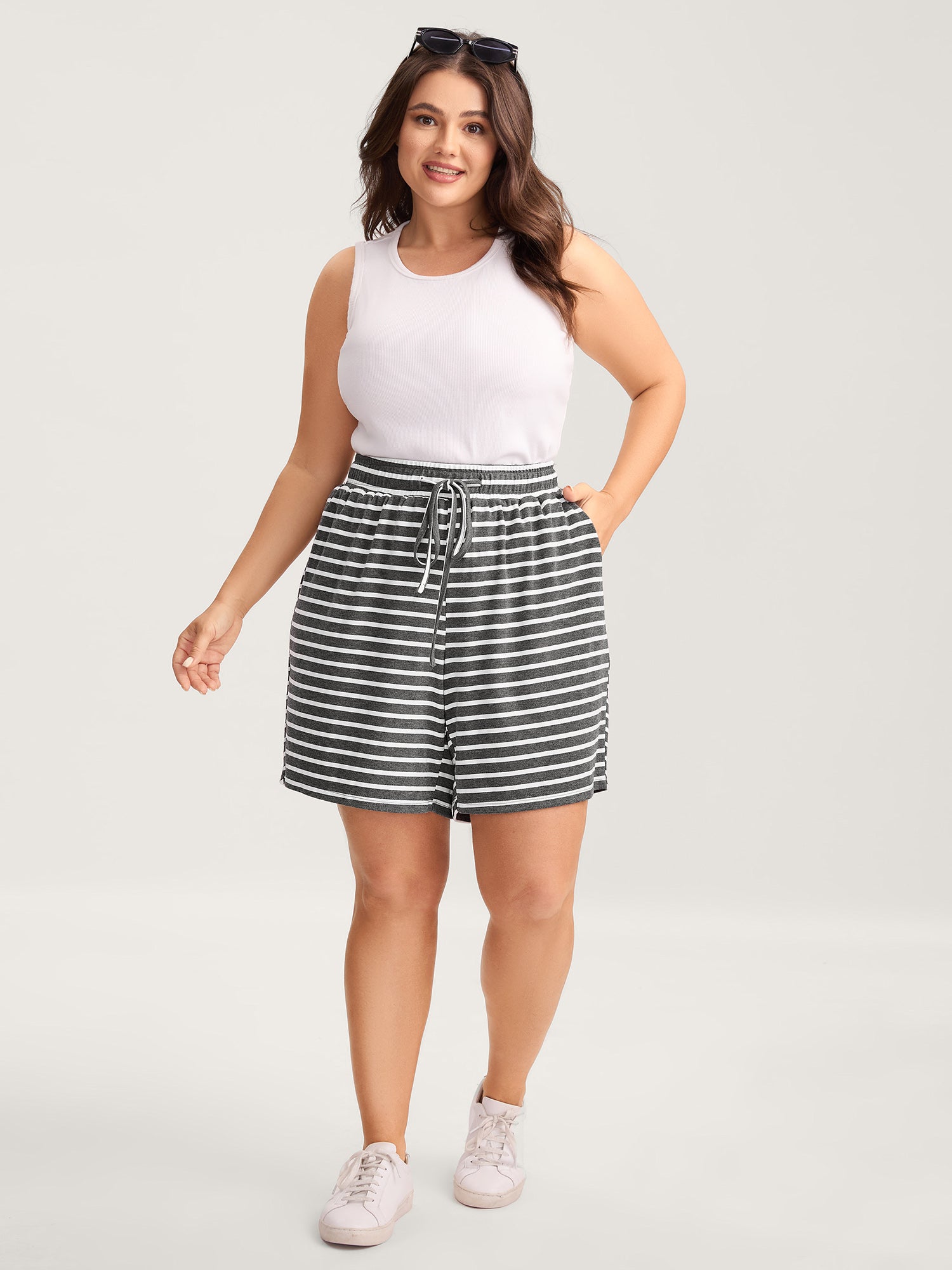 Stripe Print Drawstring Straight-Leg Shorts