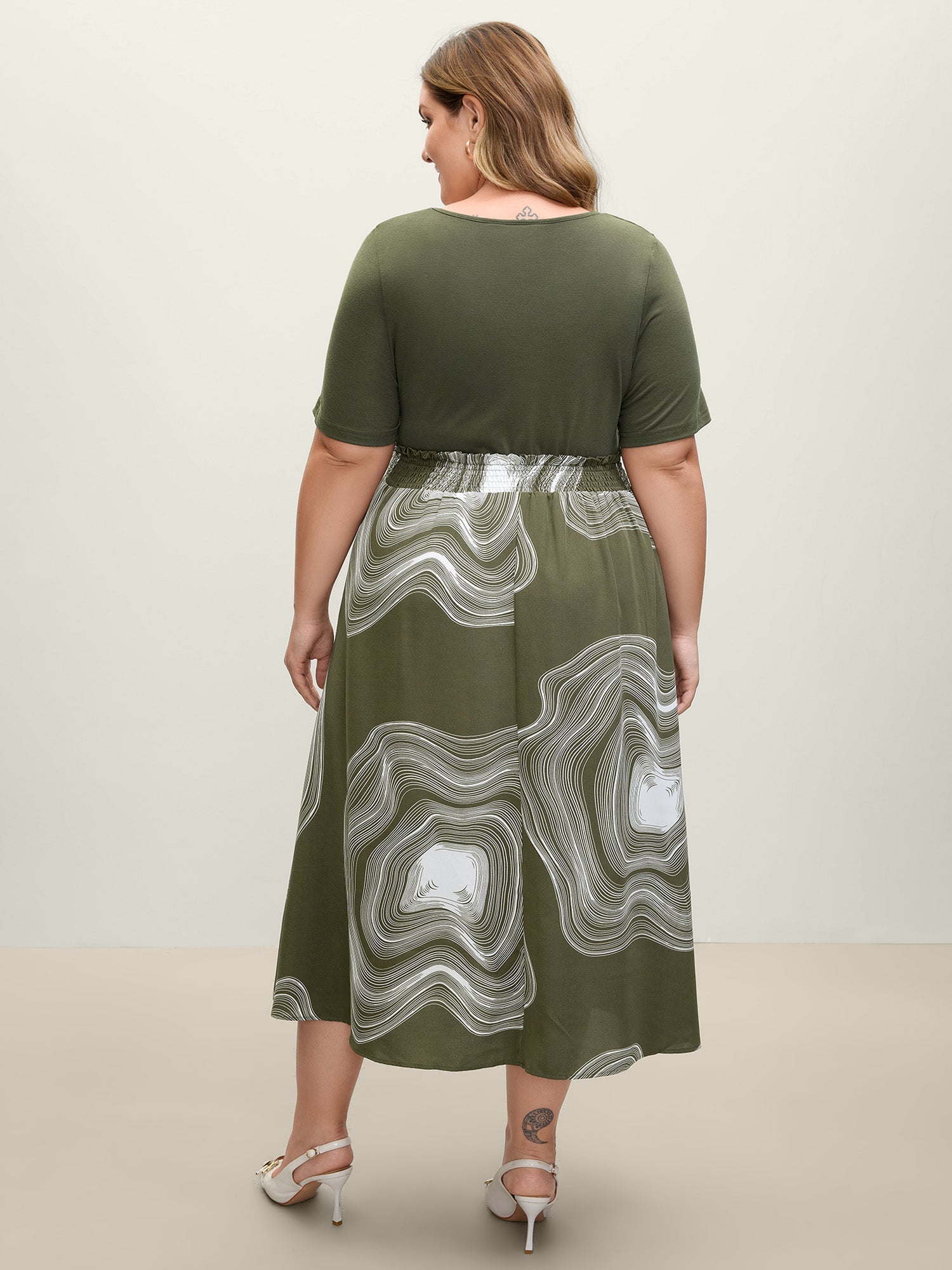 Abstract Print Contrast Shirred Waist Midi Dress