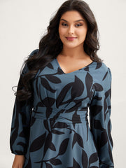 Silhouette Flower Print Shirred Waist Knee-Length Dress