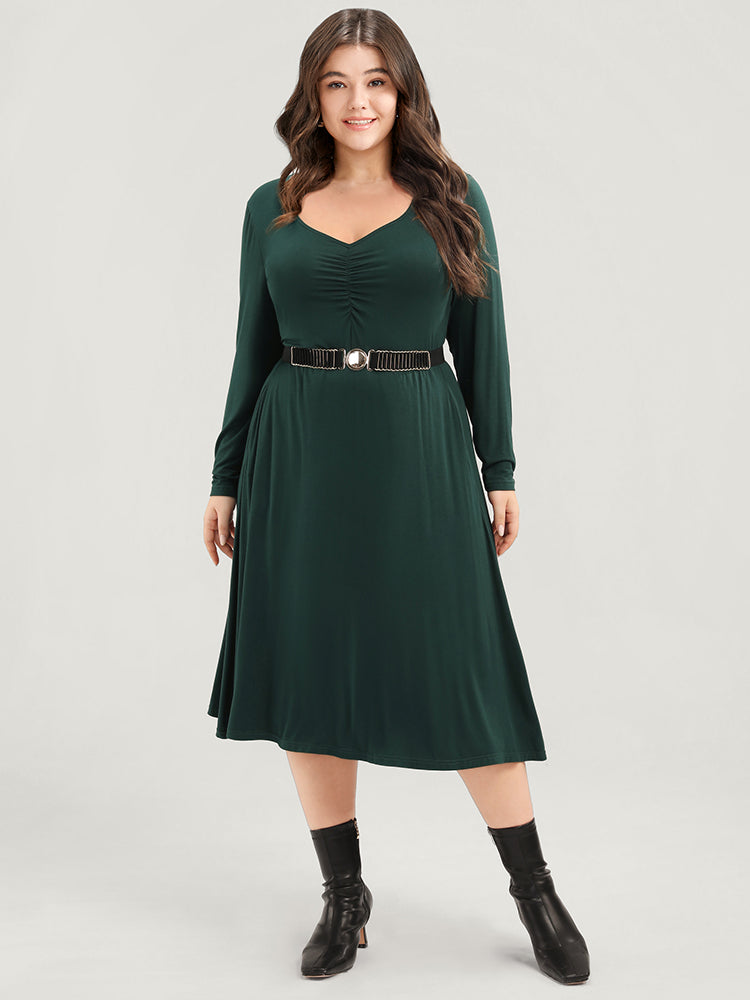 Solid Pocket Gathered V Neck Midi Dress Without Belt