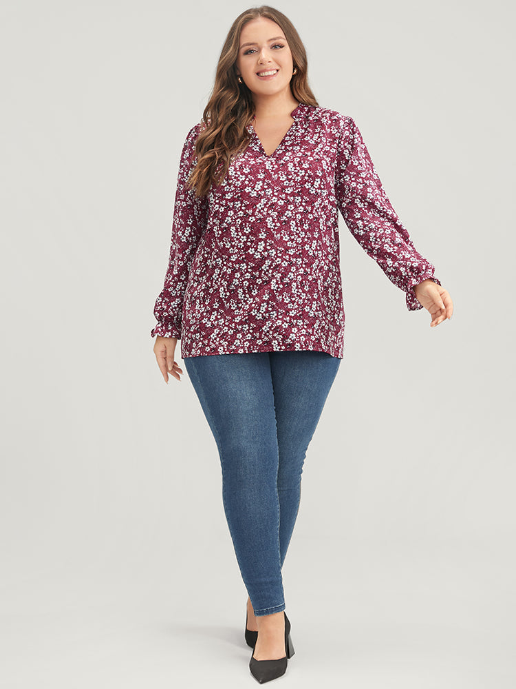 Floral Lantern Sleeve Arc Hem V Neck Blouse