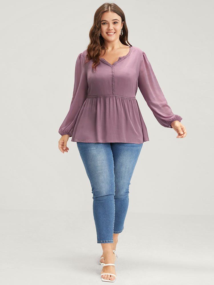 Solid Crochet Lace Lantern Sleeve Flutter Blouse