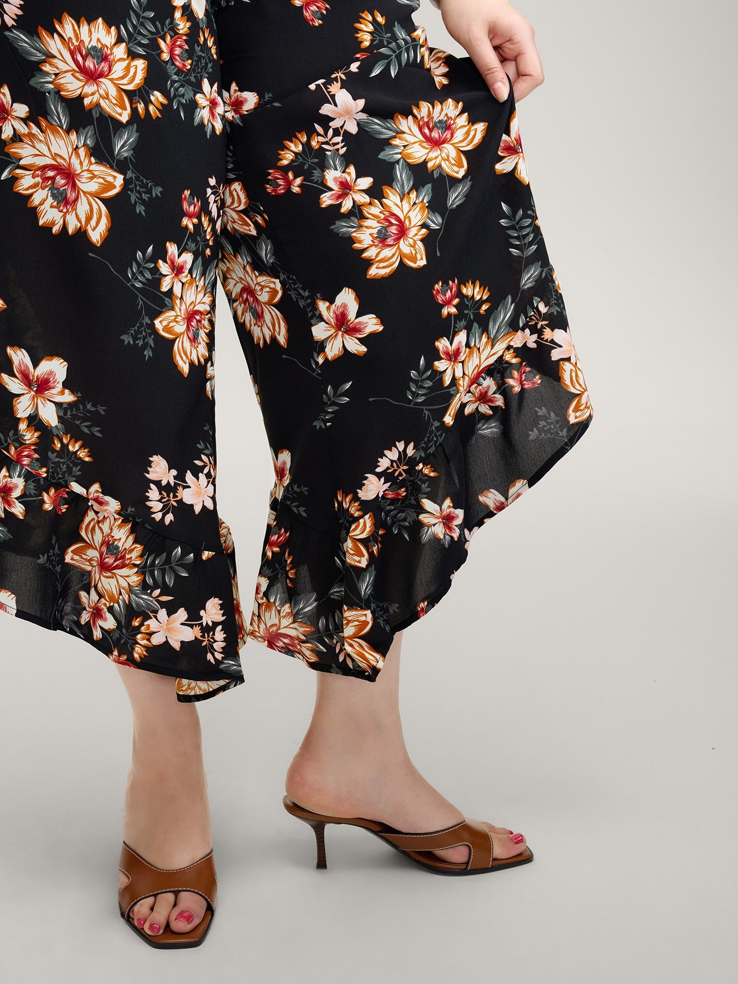 Floral Print Ruffled Wide-Leg Pants