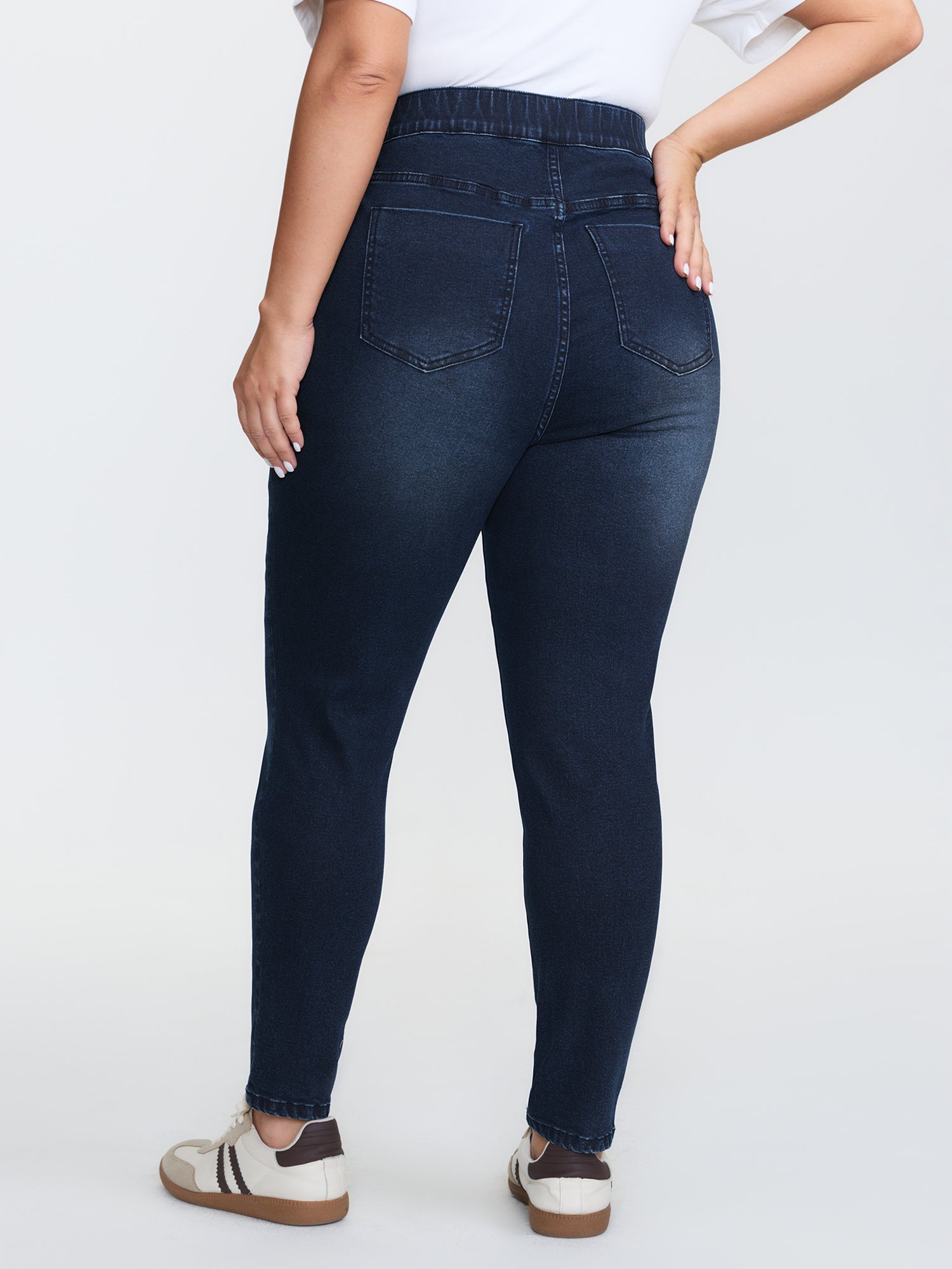 Button-Detail Pull-On Skinny-Fit Jeans