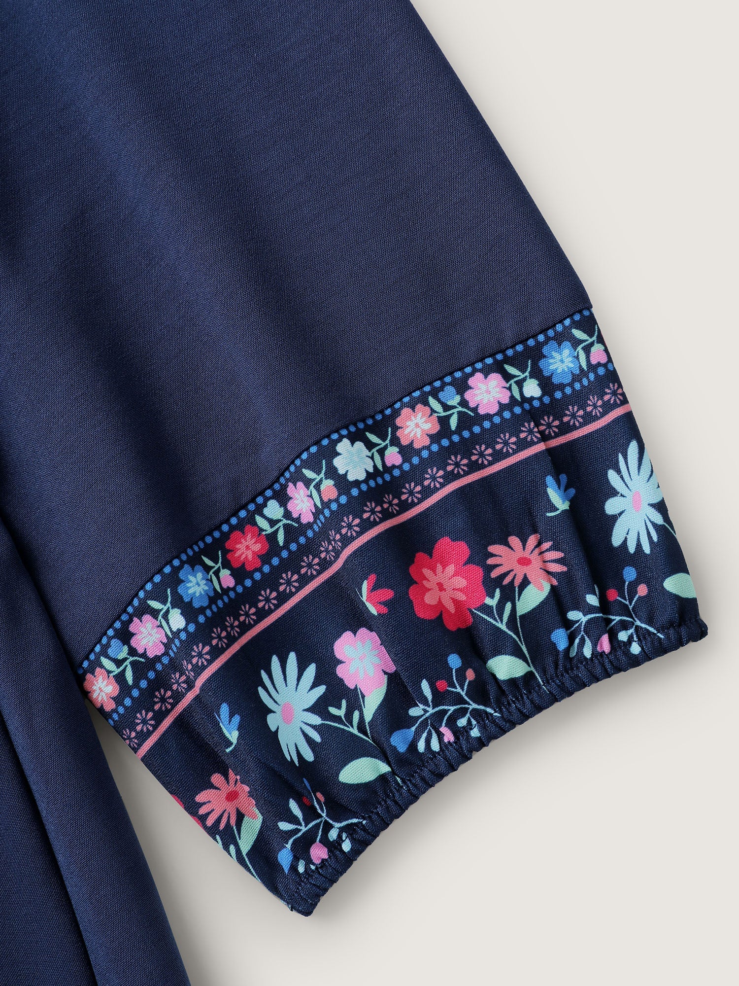 Floral Pattern Stretchy Waist Notched Maxi Dress