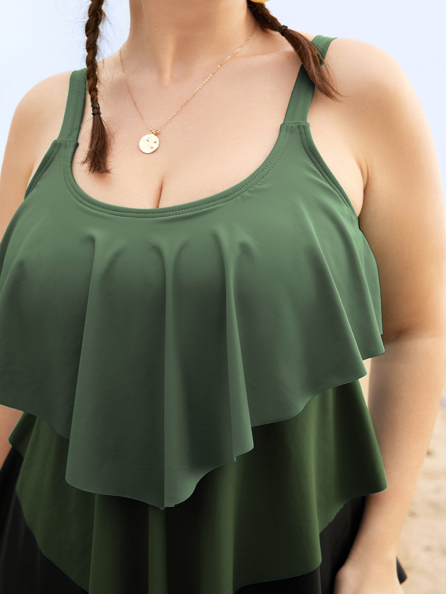 Colorblock Contrast Ruffle Layered Hem Tankini Top