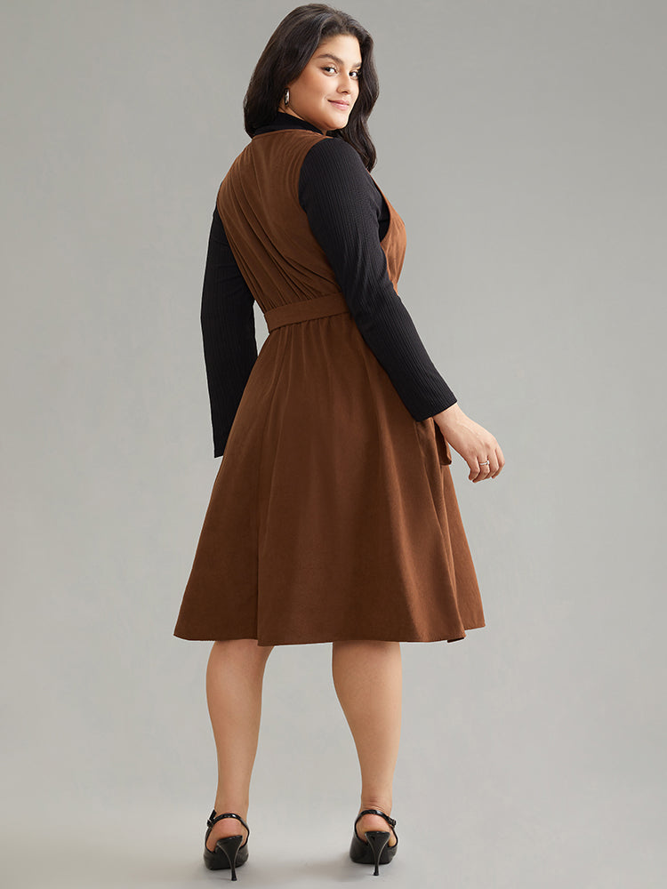 Solid Belted Buckle Detail Flap Pocket Sleeveless Dress