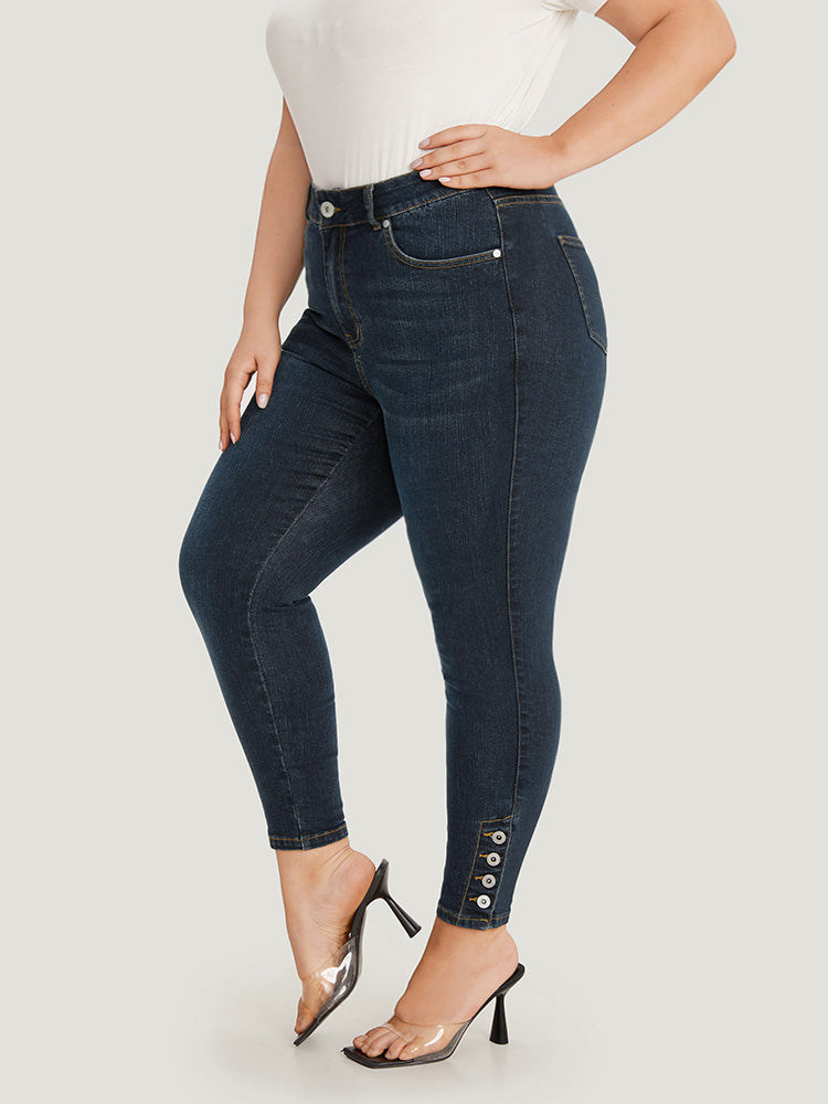 Plain Button Detail Pocket High Rise Jeans