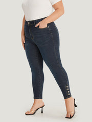 Plain Button Detail Pocket High Rise Jeans