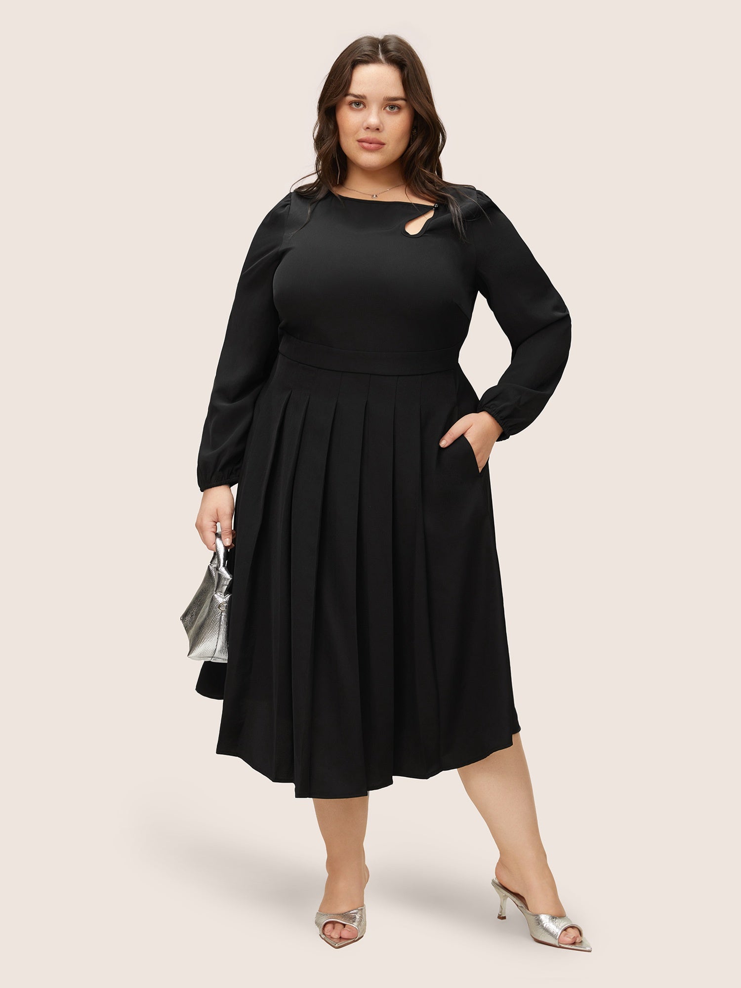 Anti-Wrinkle Asymmetrical Neck Keyhole Pleated Hem Dress