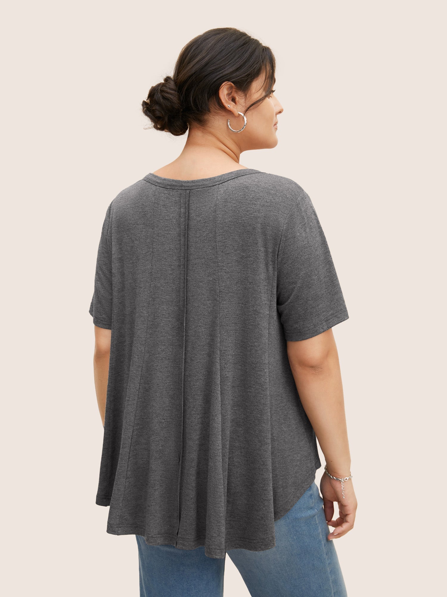 Solid Heather V Neck Curved Hem T-shirt