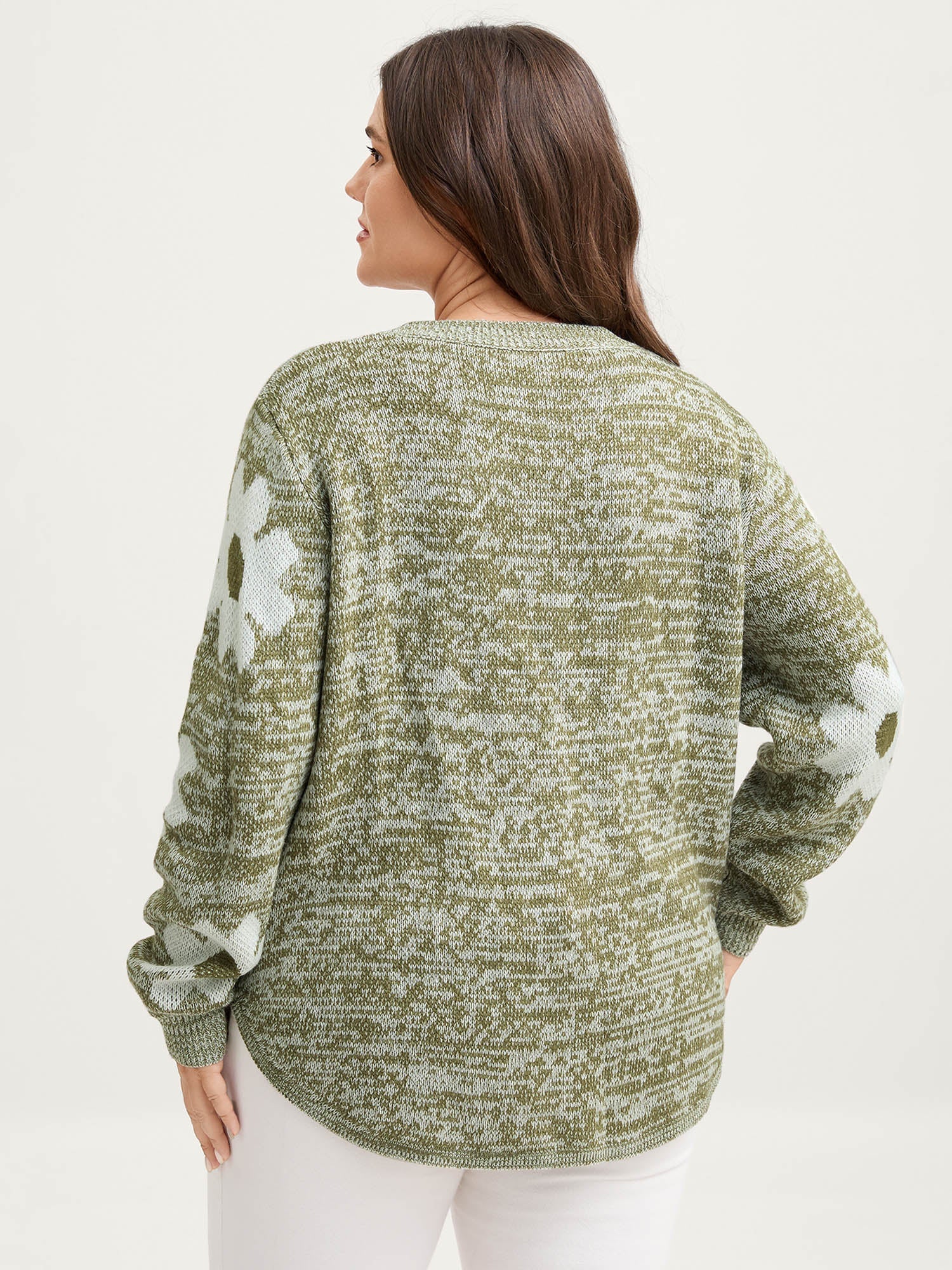 Floral Jacquard Curvy Hem Pullover