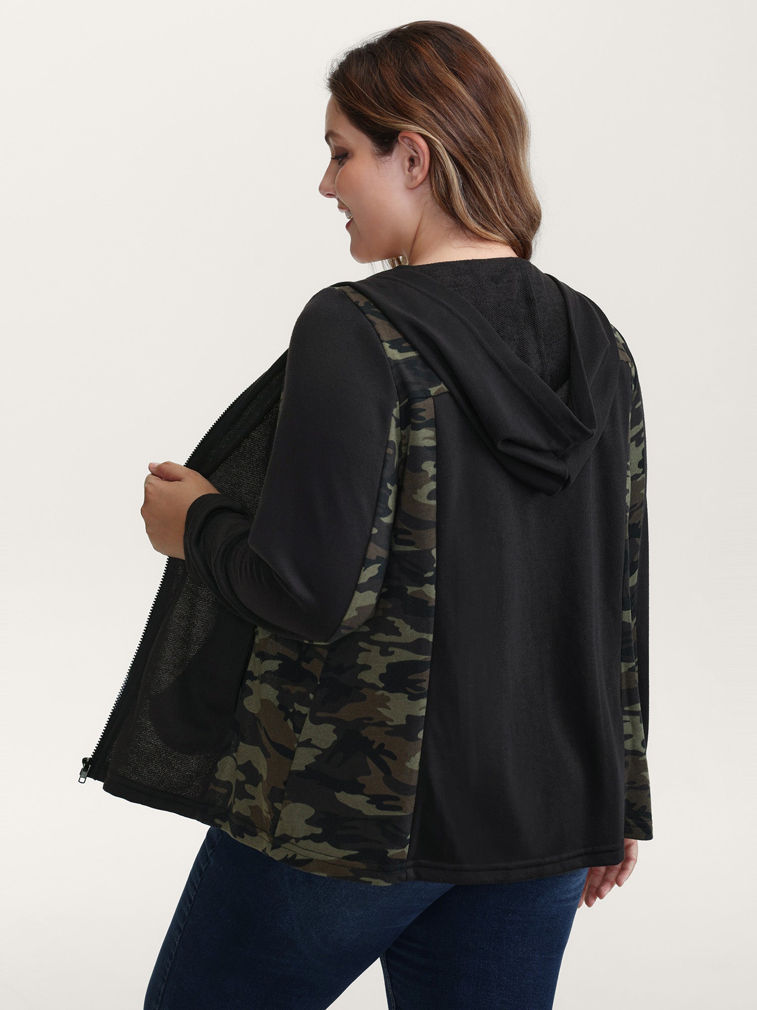 Camouflage Print Contrast Zipper Jacket