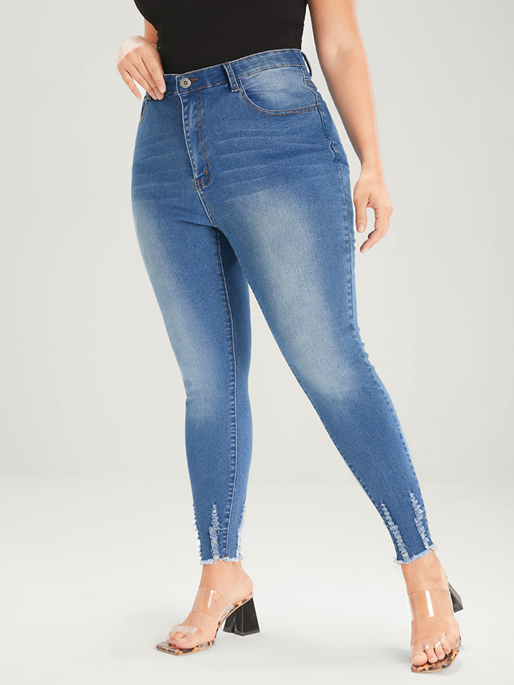 Skinny Very Stretchy Mid Rise Medium Wash Pocket Jeans