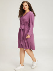 Solid Notched Pocket Pleated Belted Dress