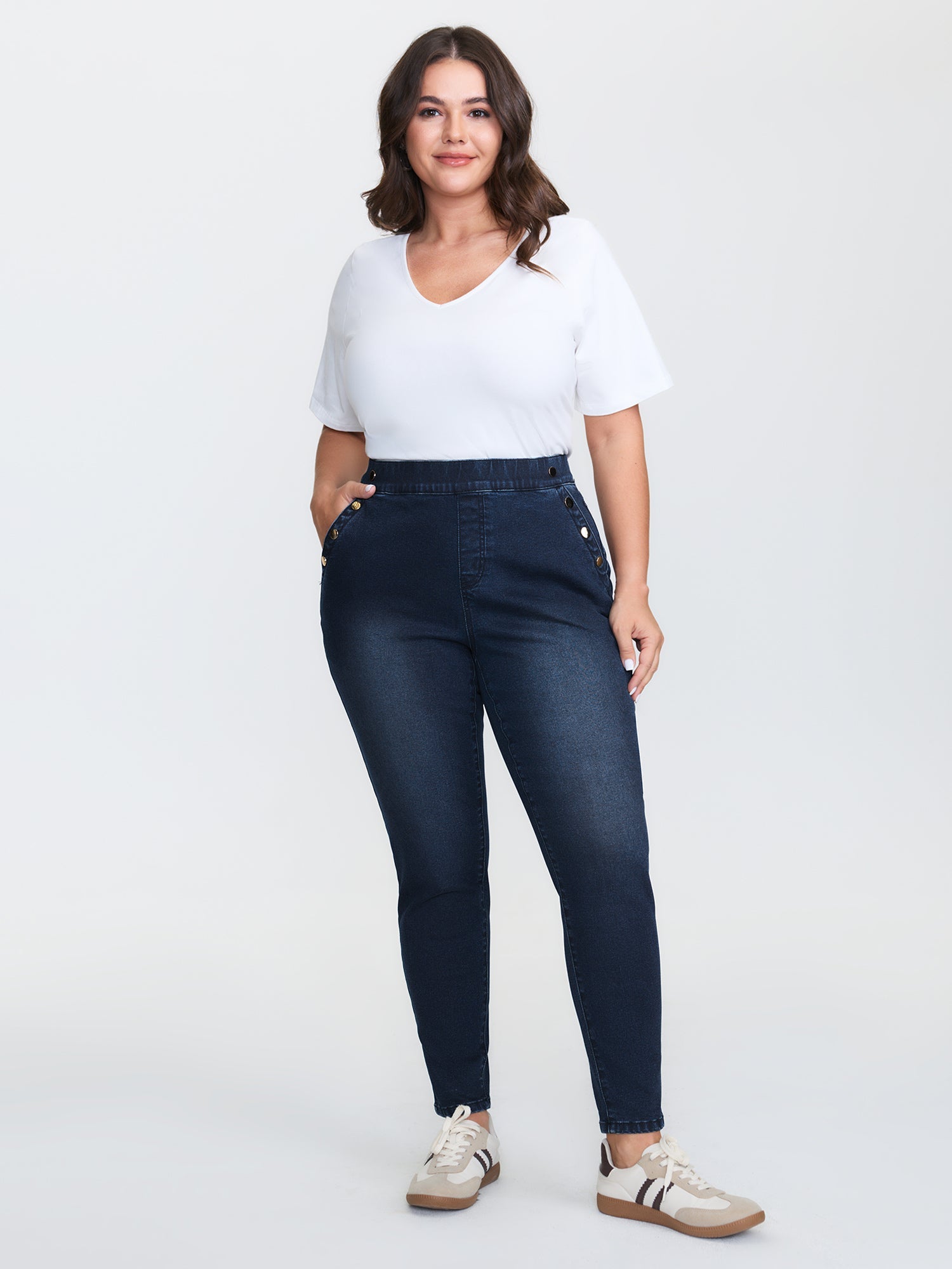 Button-Detail Pull-On Skinny-Fit Jeans