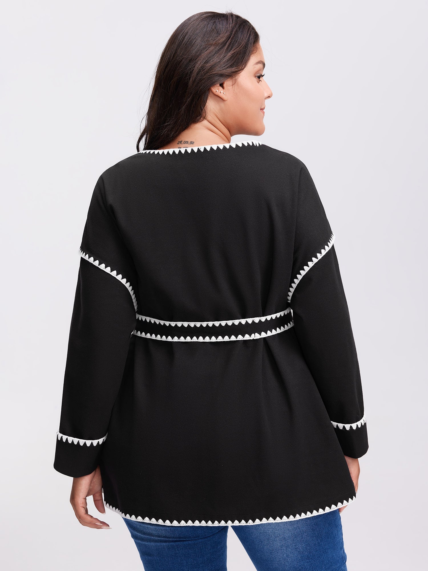 Overlock Stitch Color Contrast Belted Jacket