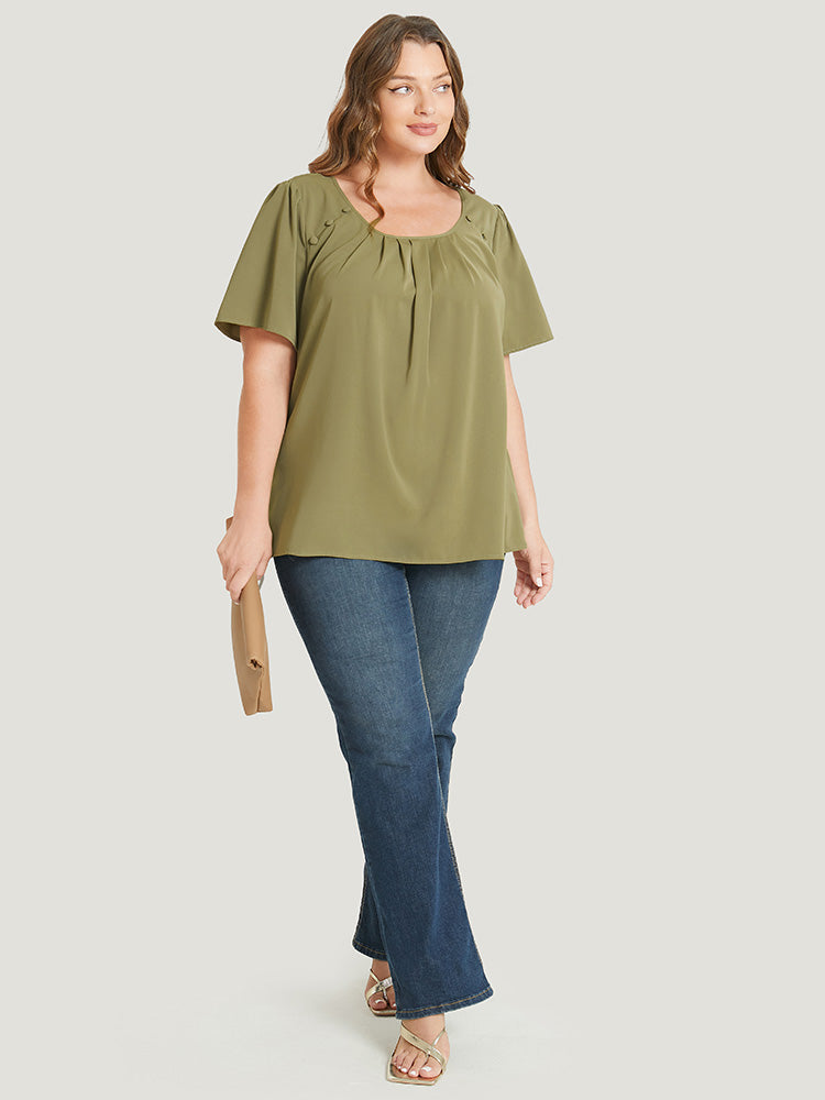 Solid Pleated Button Detail Blouse