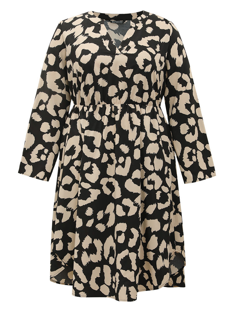 Geometric Pocket Elastic Waist Arc Hem Dress