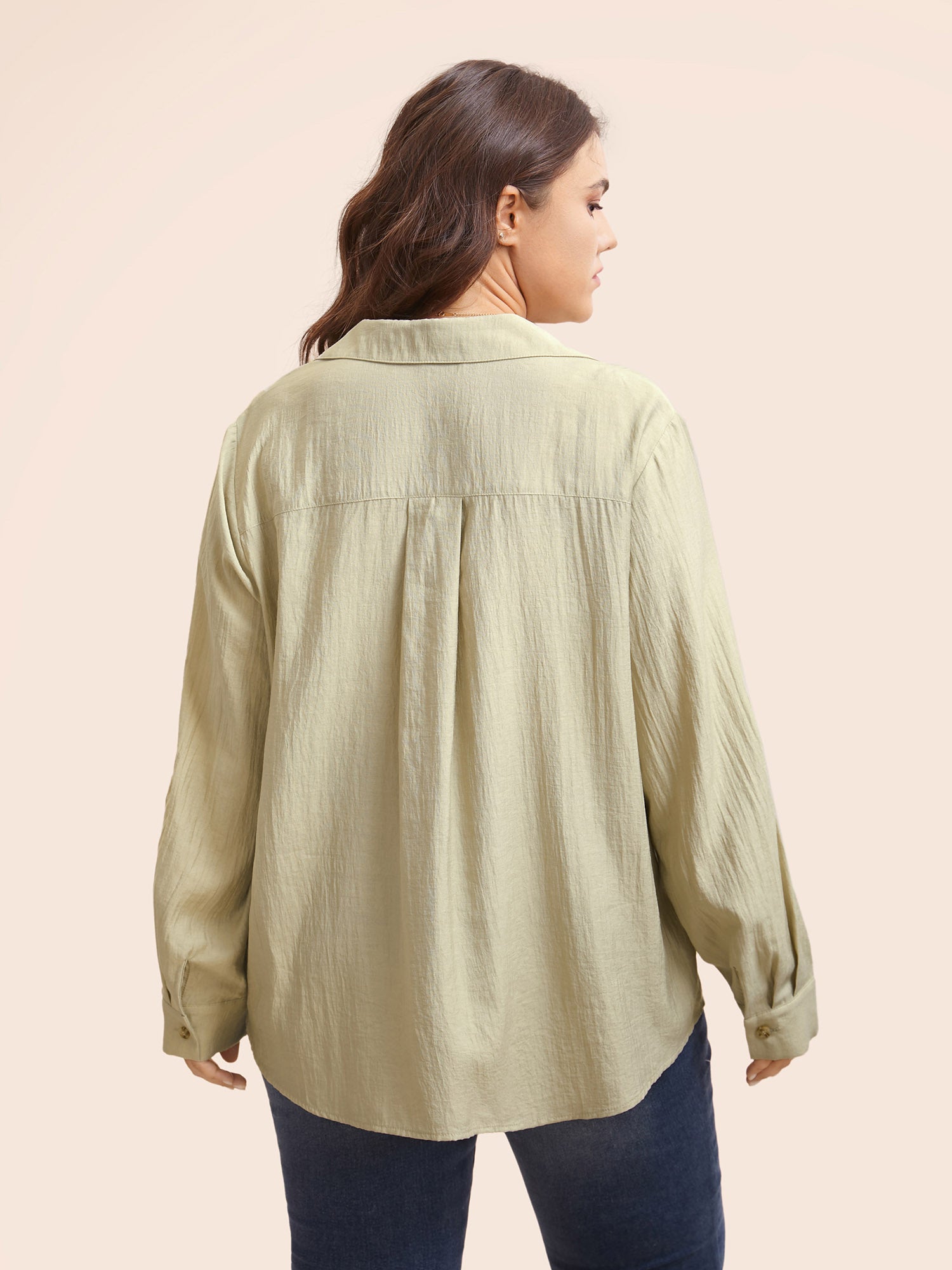 Solid Patched Pocket Tab Sleeve Blouse