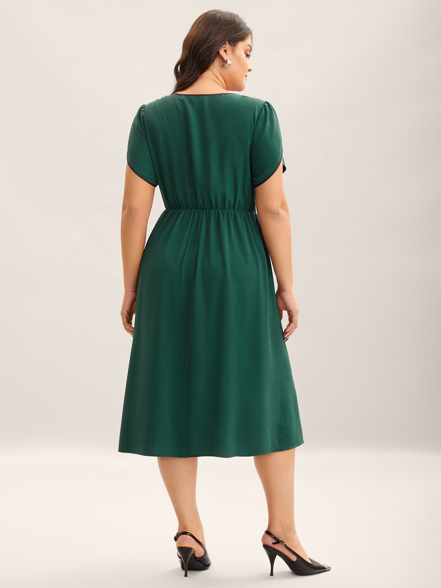 Petal Sleeve Pleated Pockets Midi Dress