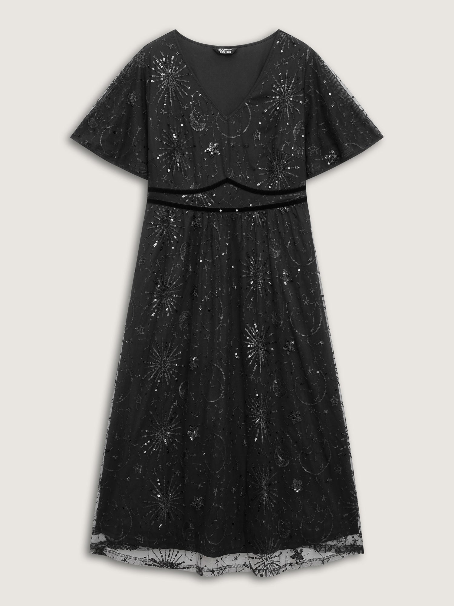 Sequin Embroidery Triangular Waist Maxi Dress