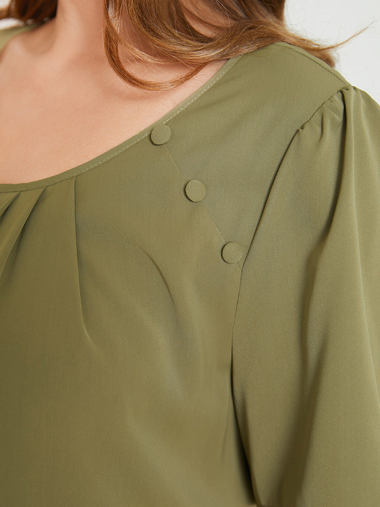 Solid Pleated Button Detail Blouse