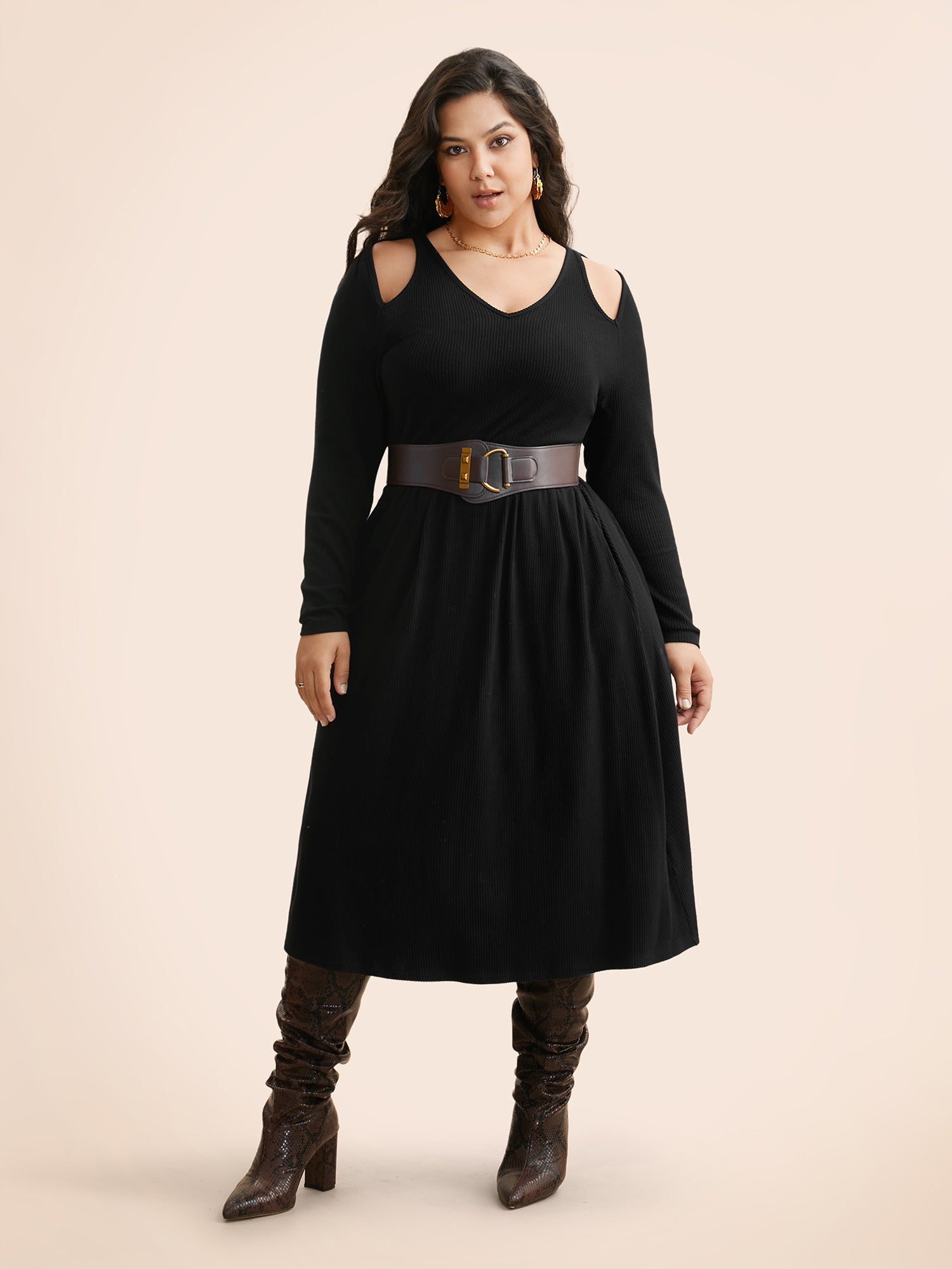 Solid Pit Strip Cut Out Dress