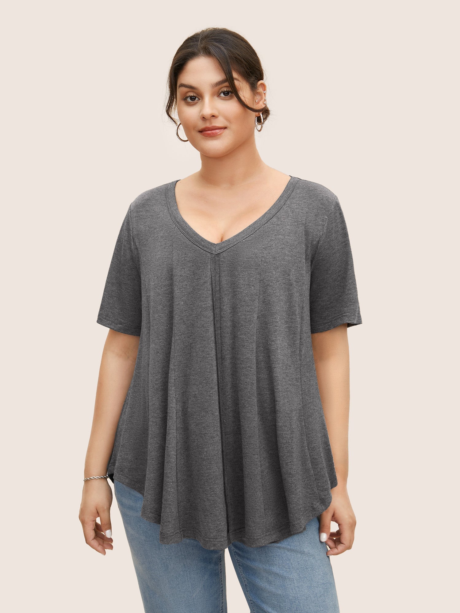Solid Heather V Neck Curved Hem T-shirt