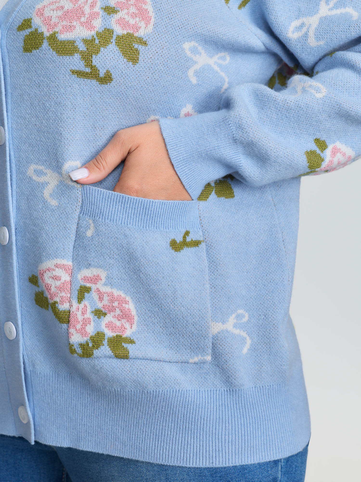 Beautiful Floral Bow Pattern Jacquard Knit Cardigan