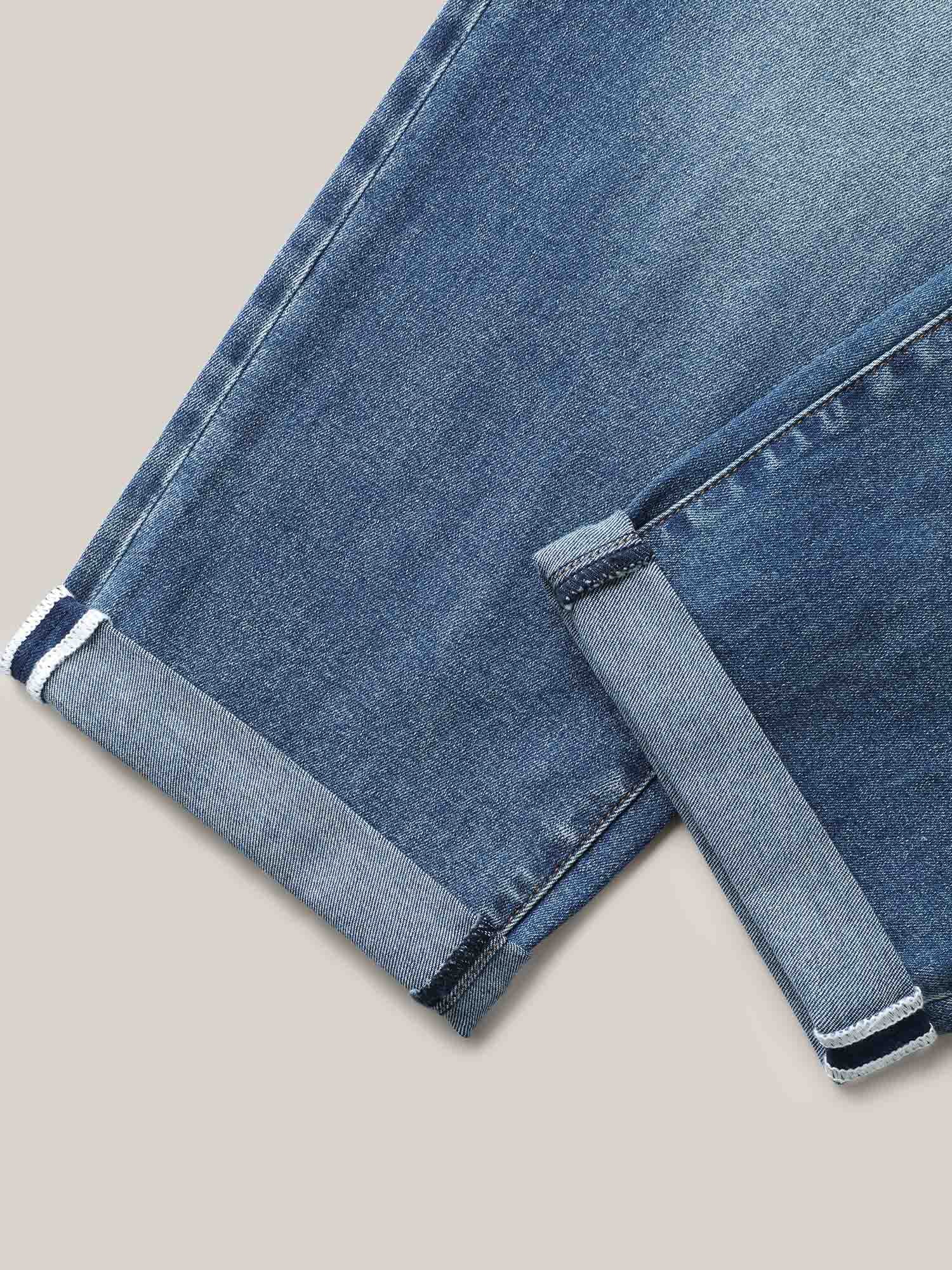 Classic Pockets Boyfriend Jeans