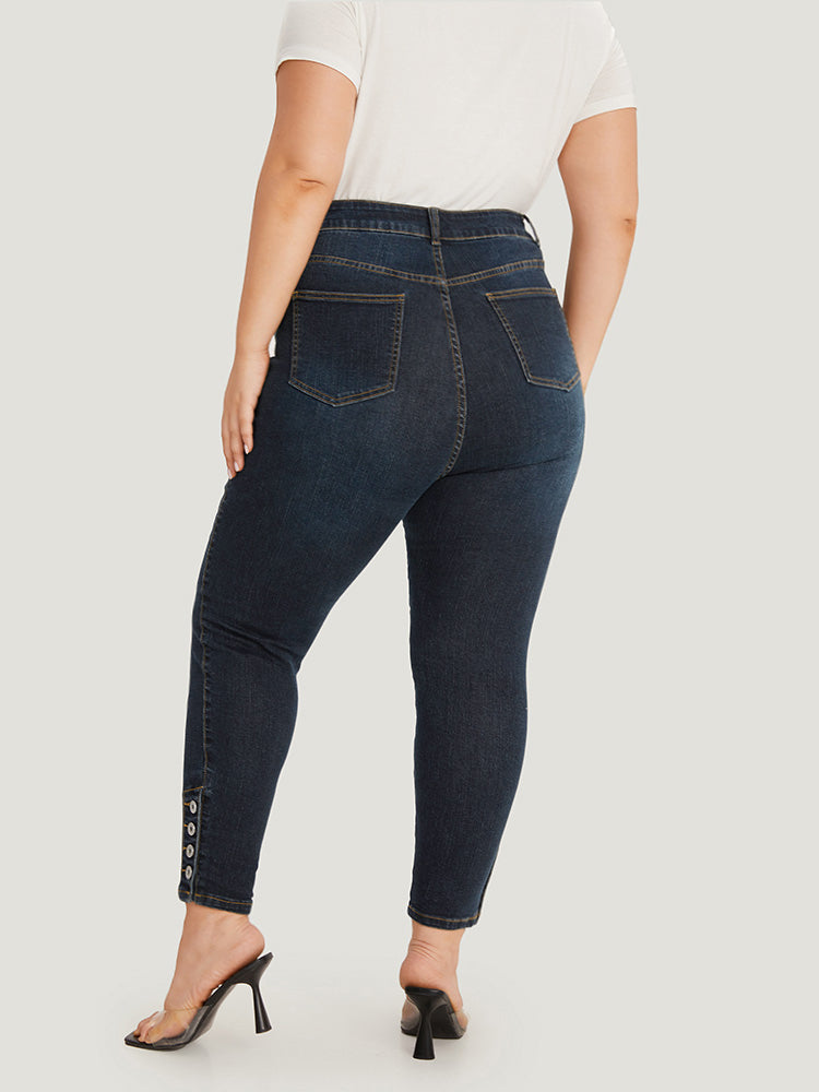 Plain Button Detail Pocket High Rise Jeans