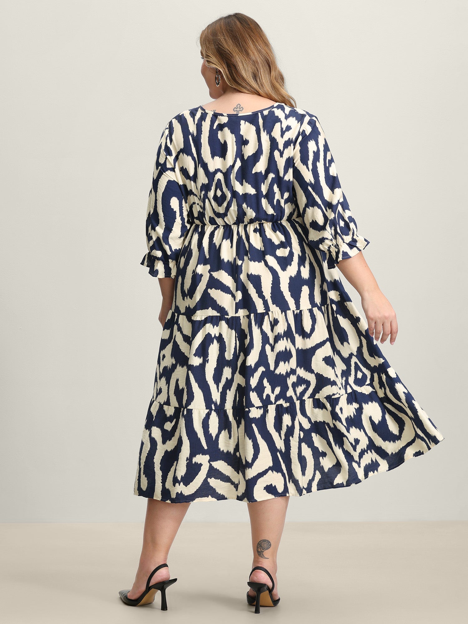 Abstract Print Cinched-Waist Maxi Dress
