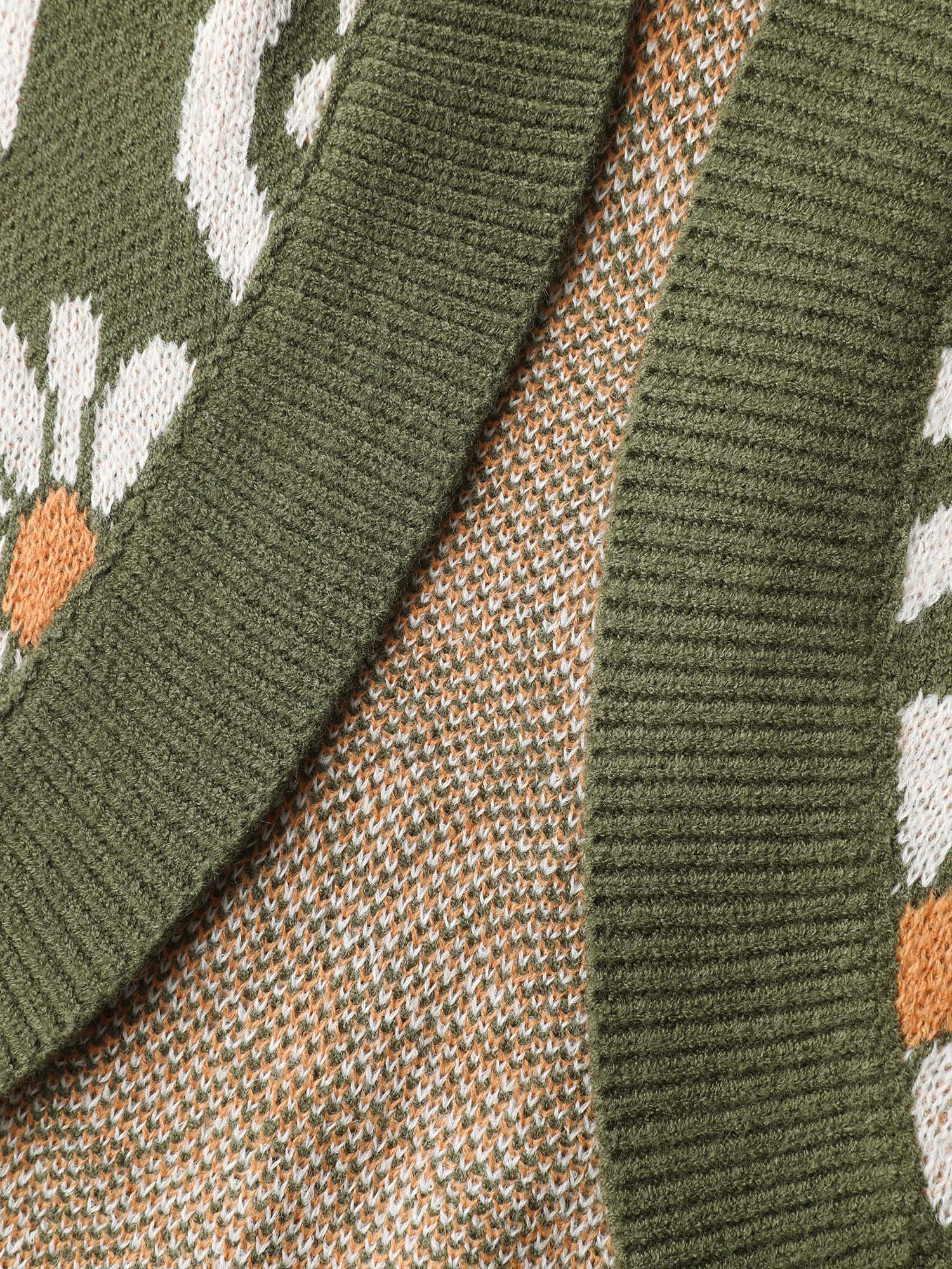 Floral Pattern Jacquard Arc Hem Knit Cardigan