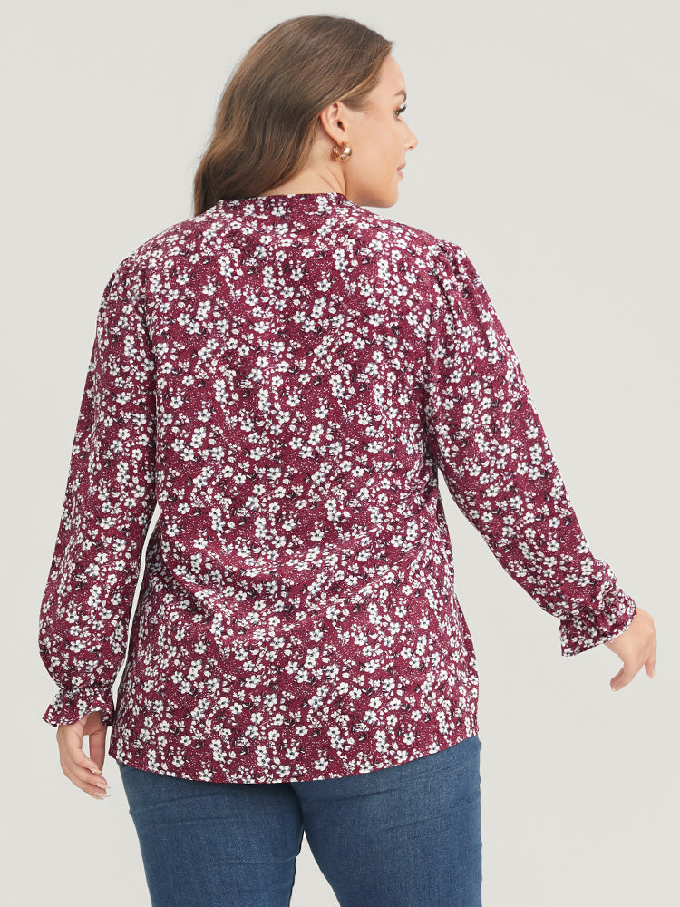 Floral Lantern Sleeve Arc Hem V Neck Blouse