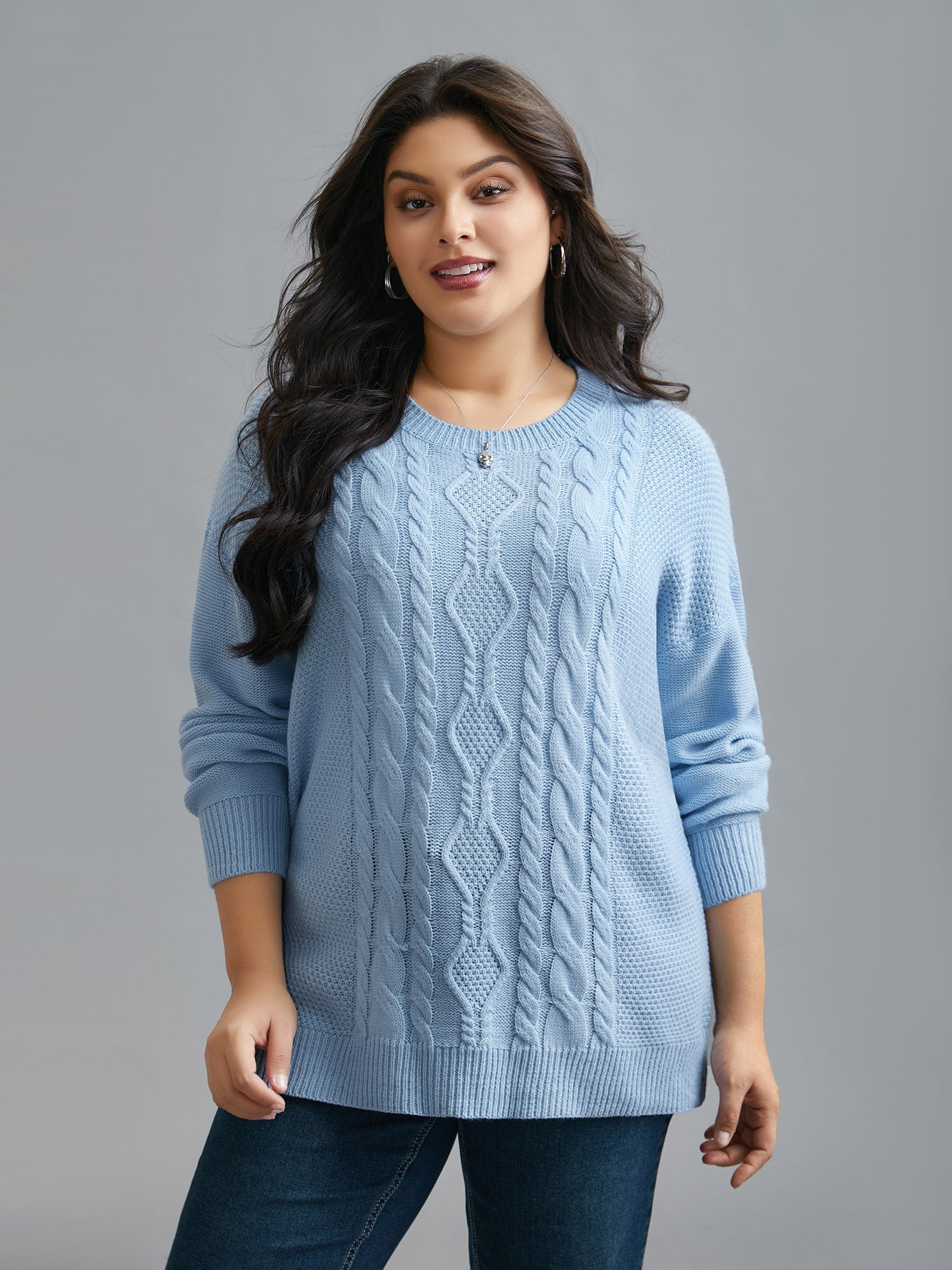 Solid Round Neck Plisse Cable Knit Pullover