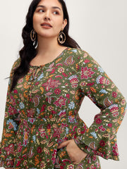 Floral Print Pleated Waist Maxi Dress